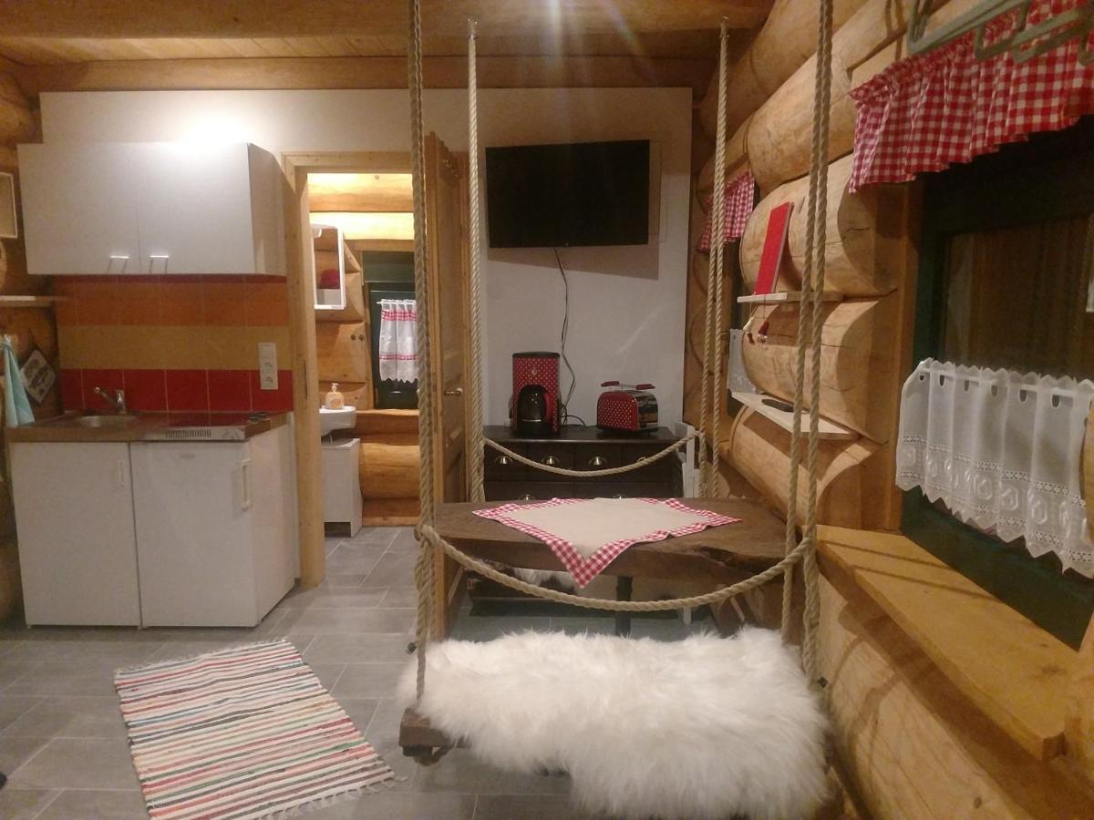 Ferienwohnungen Blockhaus - Zwergenhaeusl Grünau im Almtal Zewnętrze zdjęcie